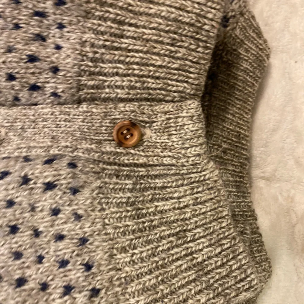 Woolrich button-down sweater in beige and navy blue Birds Eye - Picture 4 of 14